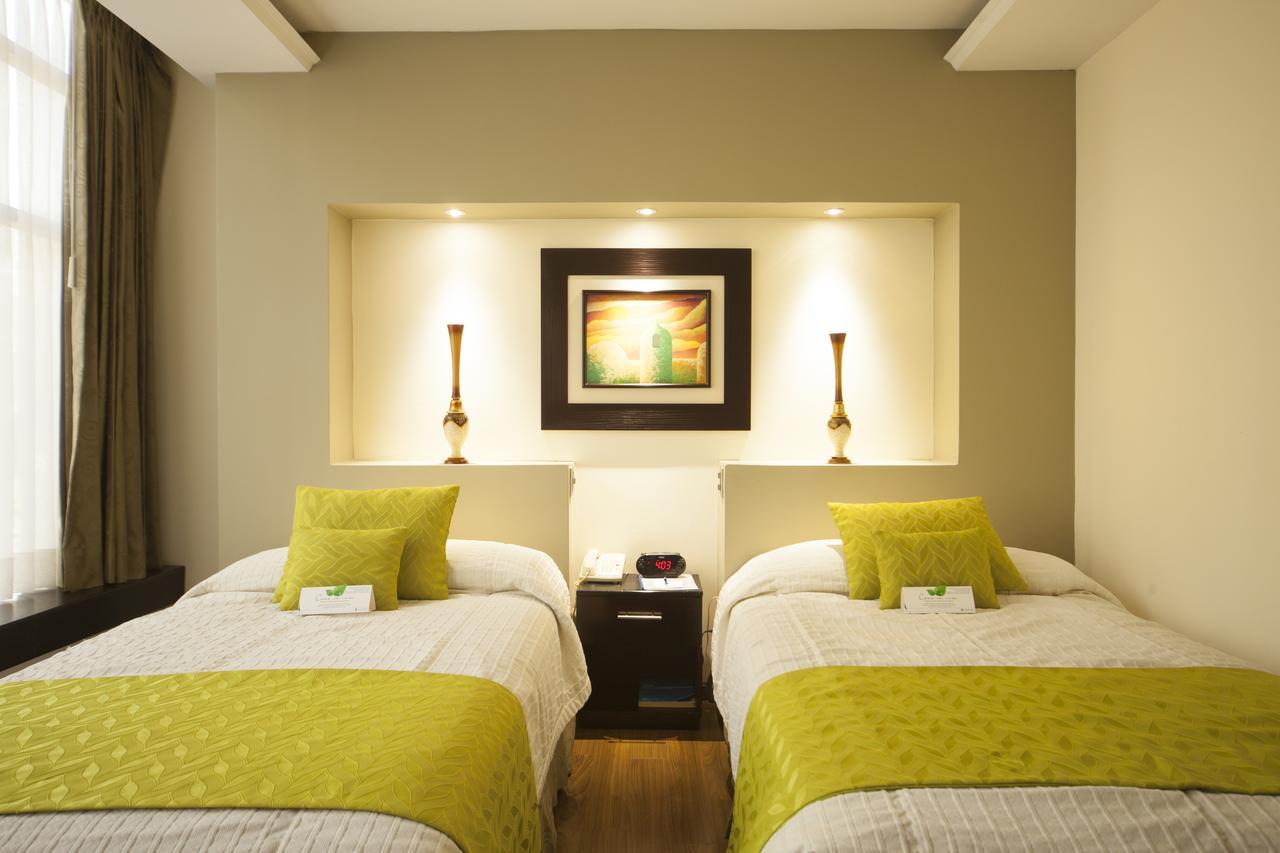 Hotel Ramada Гуаякиль Экстерьер фото